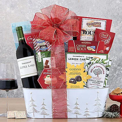 Little Lakes Merlot: Holiday Wine Gift Basket