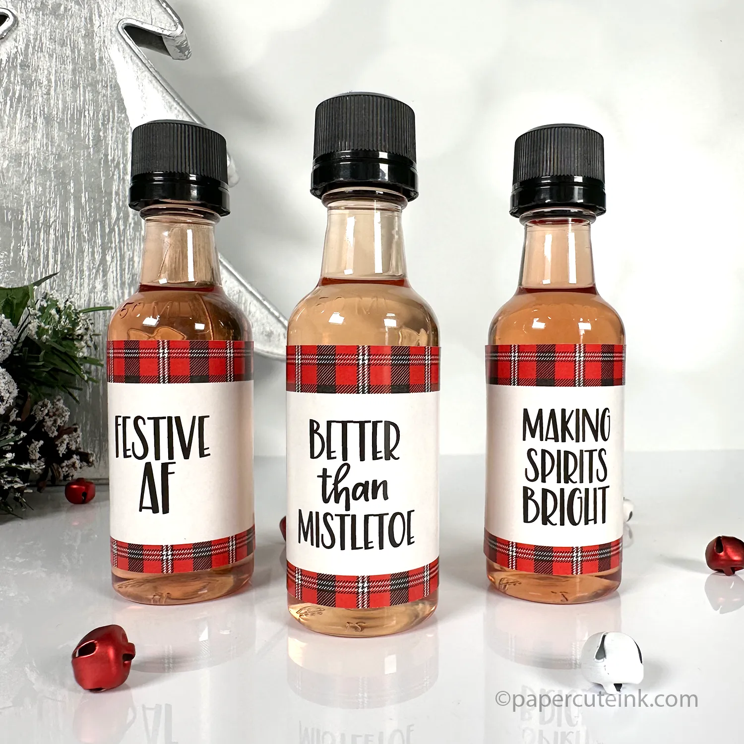 Red Plaid Holiday Liquor Bottle Labels, Set of 12 Labels