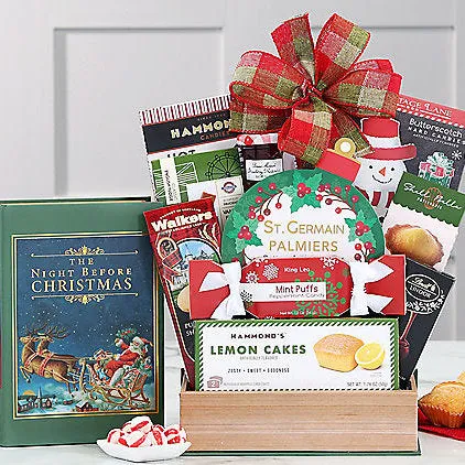 Seasonal Splendor: Holiday Gift Basket